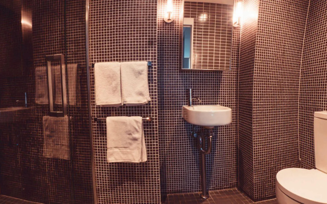 Crown Hotel Surry Hills