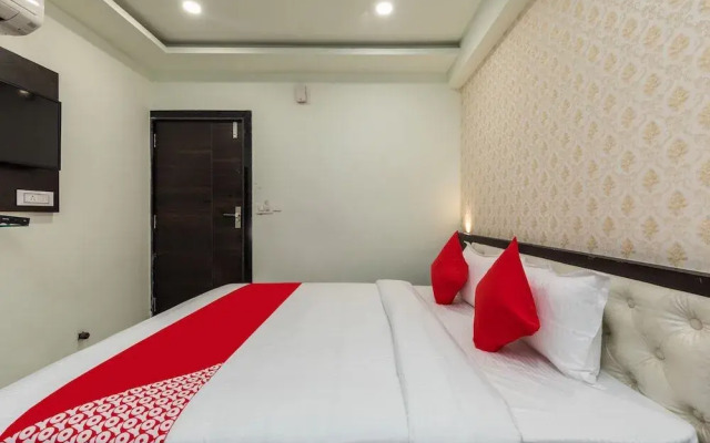 Oyo 42608 Hotel A5
