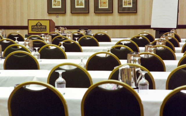 Country Inn & Suites by Radisson, Seattle-Bothell, WA