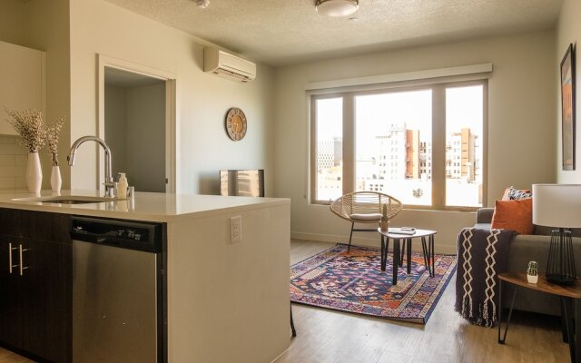 Comfy Downtown Apartments by Frontdesk