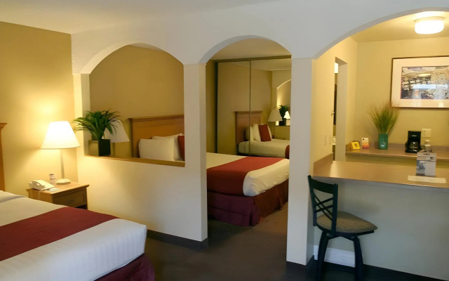 Mardi Gras Hotel & Casino