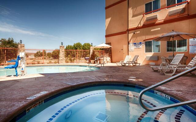 Best Western Plus Zion West Hotel