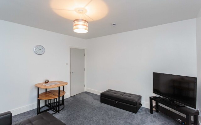 Cherry Property - Apple Suite