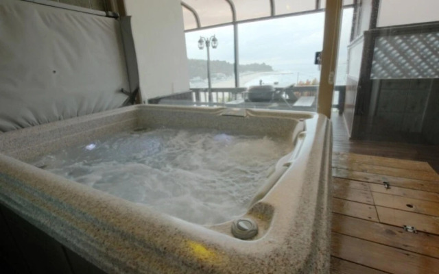 Goseong Galmaegi Naneunkkum Pension