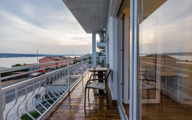 2 Bed Apartmani Sleeps 6 - Free Parking