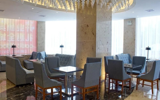 Eral Hotel