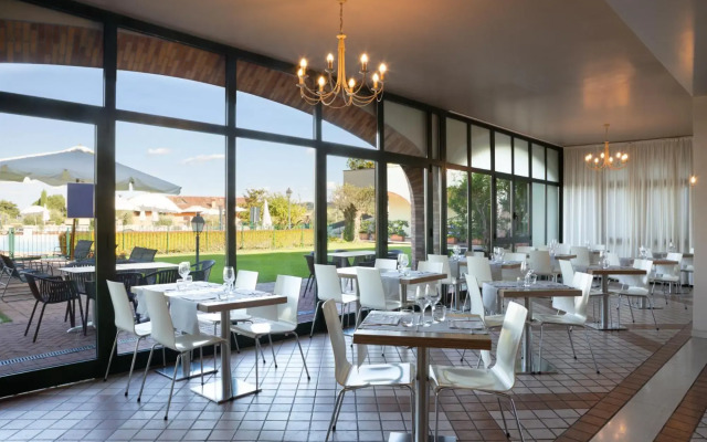 Le Terrazze Sul Lago Residence & Hotel