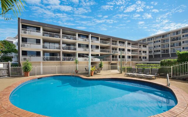 Joanne Apartments