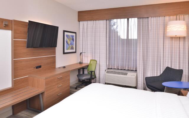 Holiday Inn Express Hotel & Suites Indianapolis Dtn-Conv Ctr, an IHG Hotel