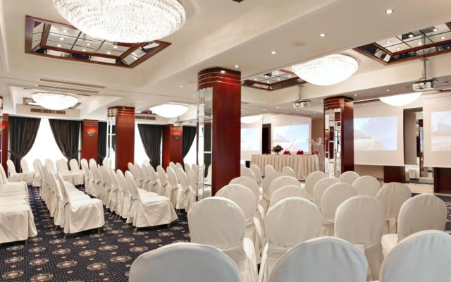 Hotel Mediterranean