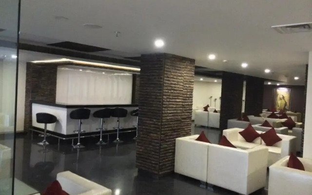 Golden Tulip Jaipur