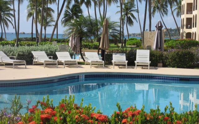 Seaclusions Lookout  Front Beach Condo with AMAZING View (CB227)