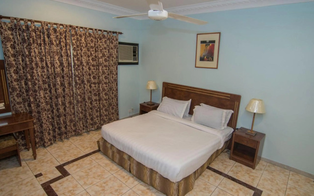 Seven Garden Alhada Suites