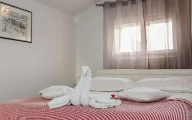 Apartments Roda - Comfort One Bedroom Apartment With Terrace -