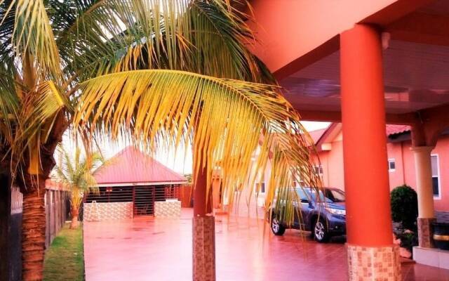 Golden Simcha Hotel