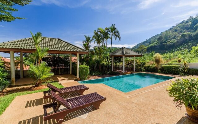 Aster Pool Villa in Rawai