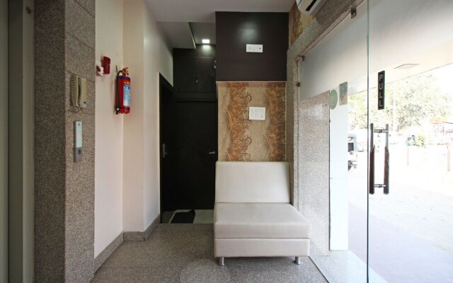 OYO 7843 Hotel Comfort Inn