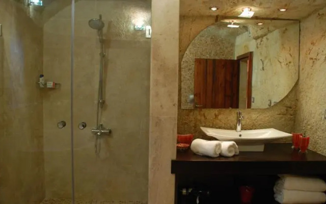 Cappadocia Castle Cave Hotel