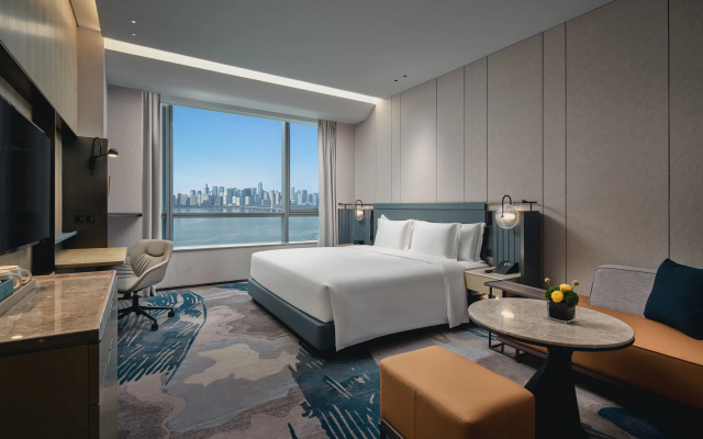 Crowne Plaza Hangzhou Riverside by IHG – Guest Rooms – Hangzhou