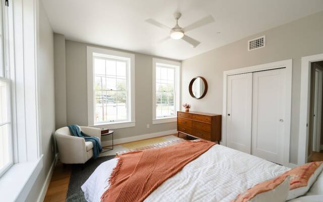 Western 1924 Luxury Lofts