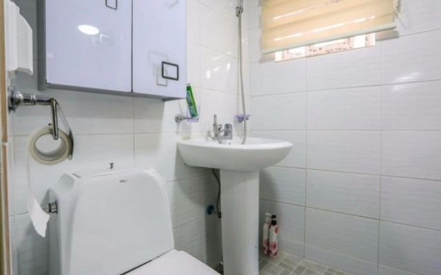 Pohang Sagyejeol Guryongpo Pension