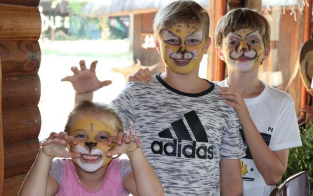 Chisomo Safari Lodge