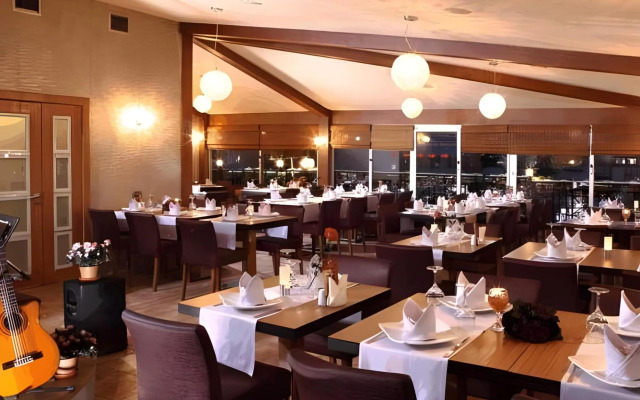 Sultan Hotel - Restaurant