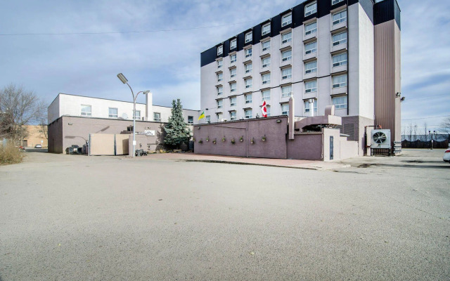 Travelodge by Wyndham Prince Albert