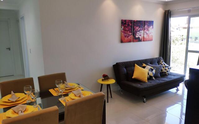 Apto com suíte e sacada vista mar Ingleses LEN203