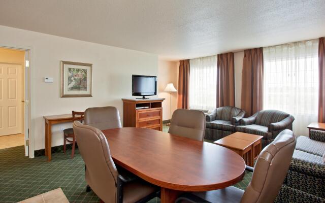 Staybridge Suites Calgary Airport, an IHG Hotel