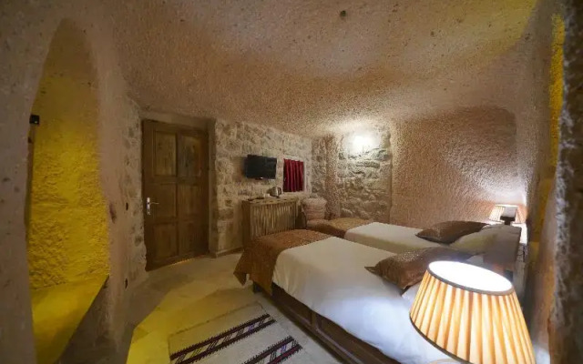 Takaev Cave Hotel