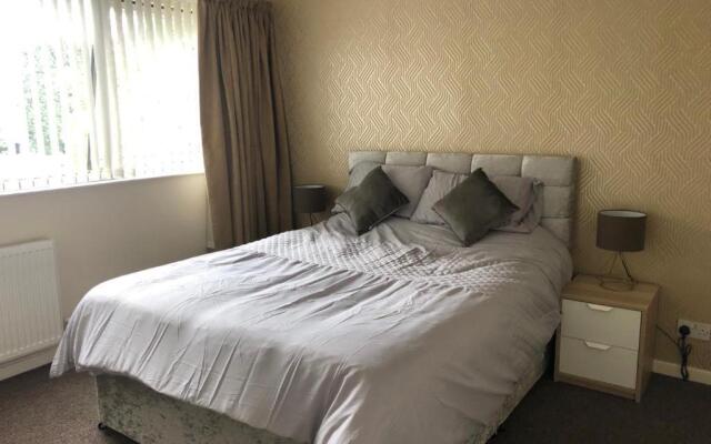 Ainsdale Gardens