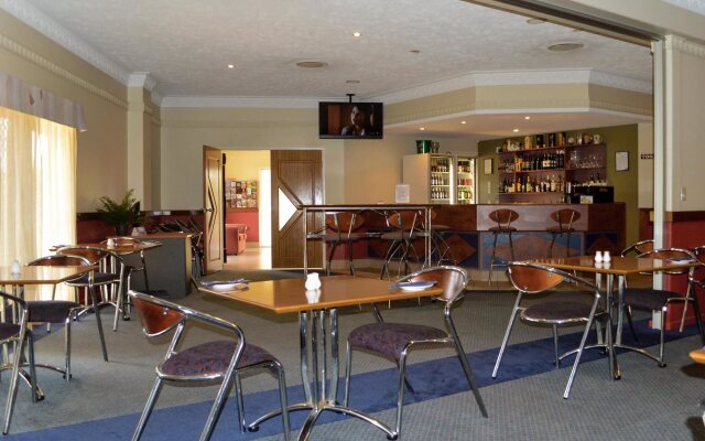 Boulevard Lodge