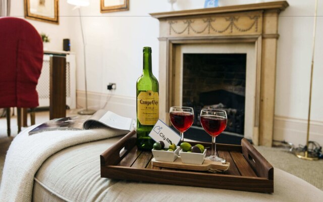 The Chelsea Cathcart Lodge - PC01