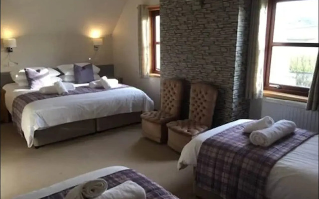 Standing Stones Hotel