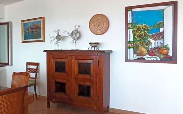 VelaLatina Residence B&B Soverato - Camera Maestrale & Camera Tramontana