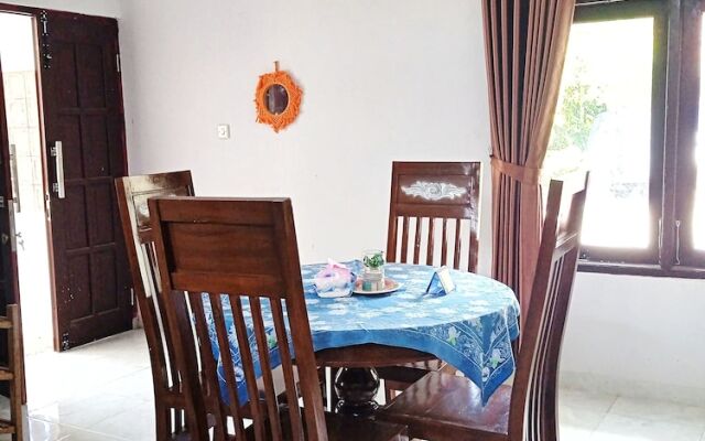 LieFly Prambanan Villa