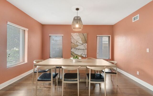 Roami At Bayview Place