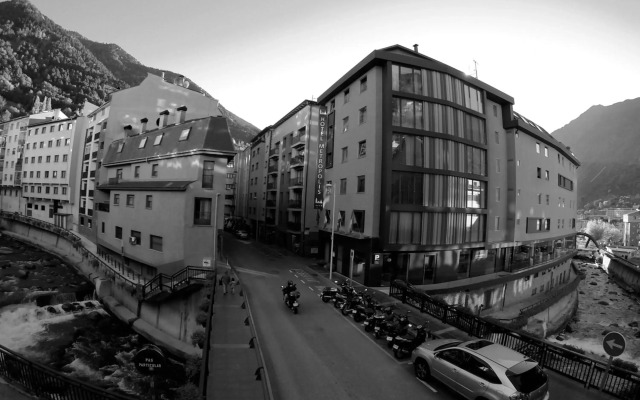 Hotel Metropolis