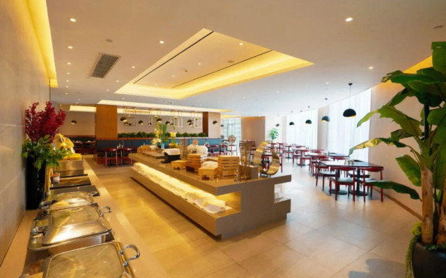 Yitel Shanghai Huaxin