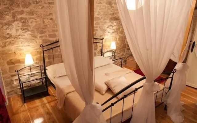 Carpe Diem Apartments