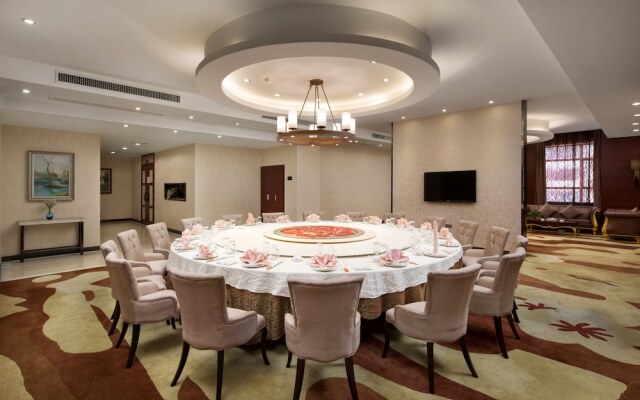 Shaoyang Huatian Hotel