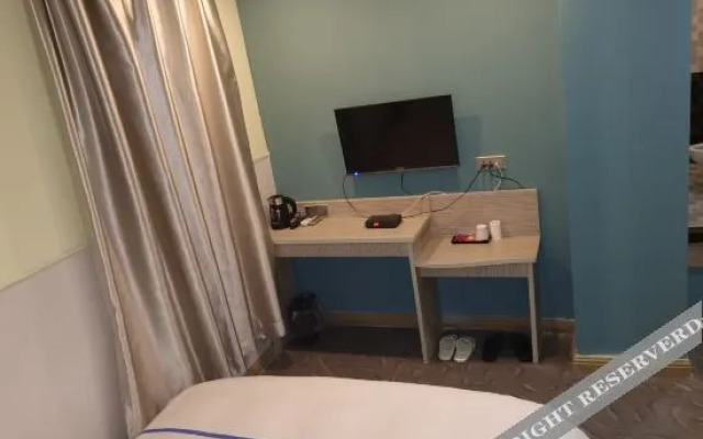 OYO Wuhan Hongtai Hotel
