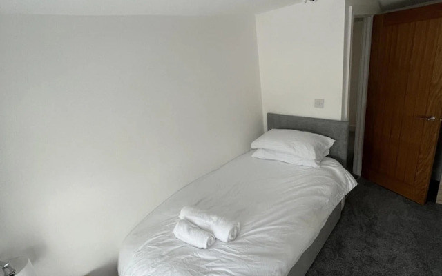 Tydfil Retreat - 3 Bedroom Cozy House