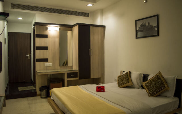 OYO Rooms Bhopal Malviya Nagar New Market