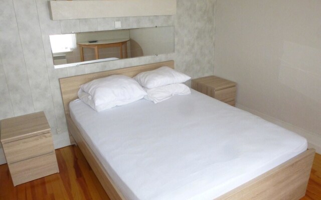 Property With 2 Bedrooms in Rougemont