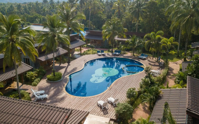 Sea Far Resort