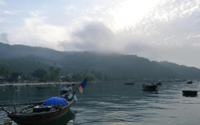 Island Smiles Homestay