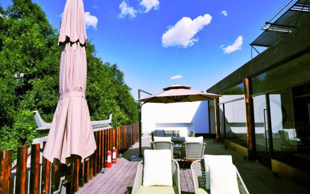 Guipu Courtyard Hotel
