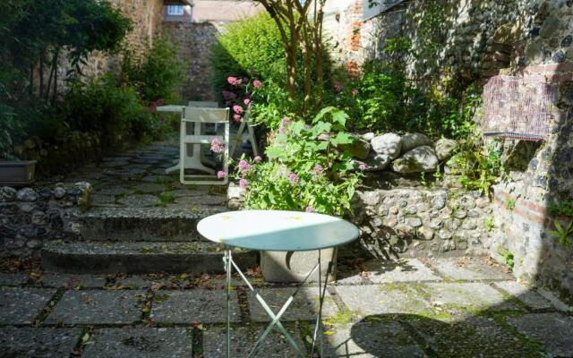 La Médiévale, au coeur de la vieille ville - n1